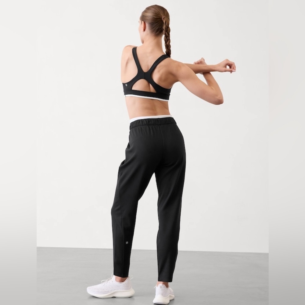NWT Athleta Unstoppable Black Pant Size L/P - Picture 3 of 9